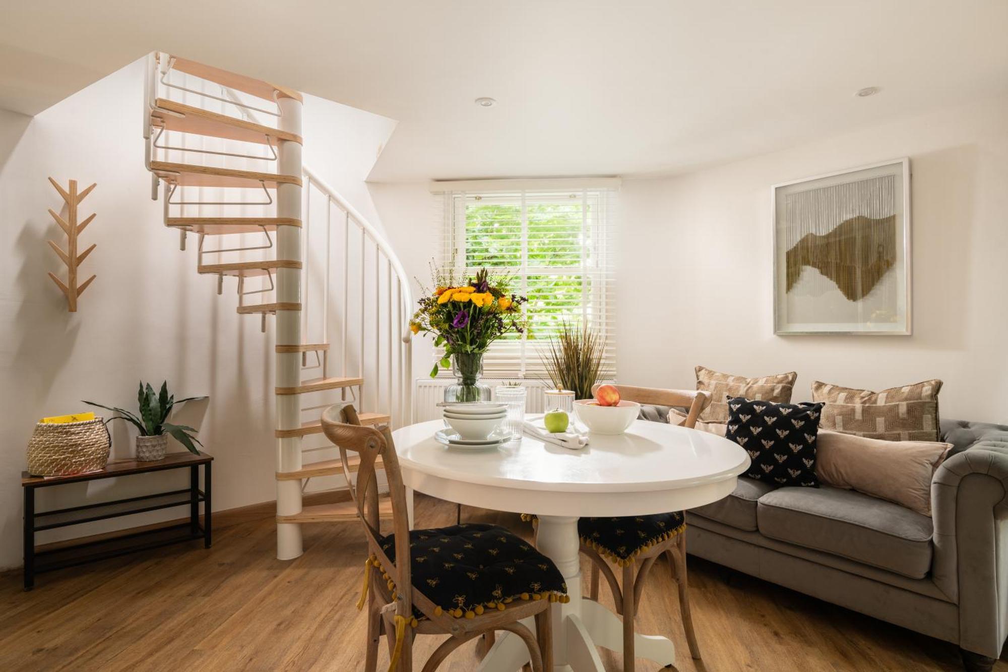 Villa Honeycombe - Treehouse In The Heart Of Dorset à Blandford Forum Extérieur photo