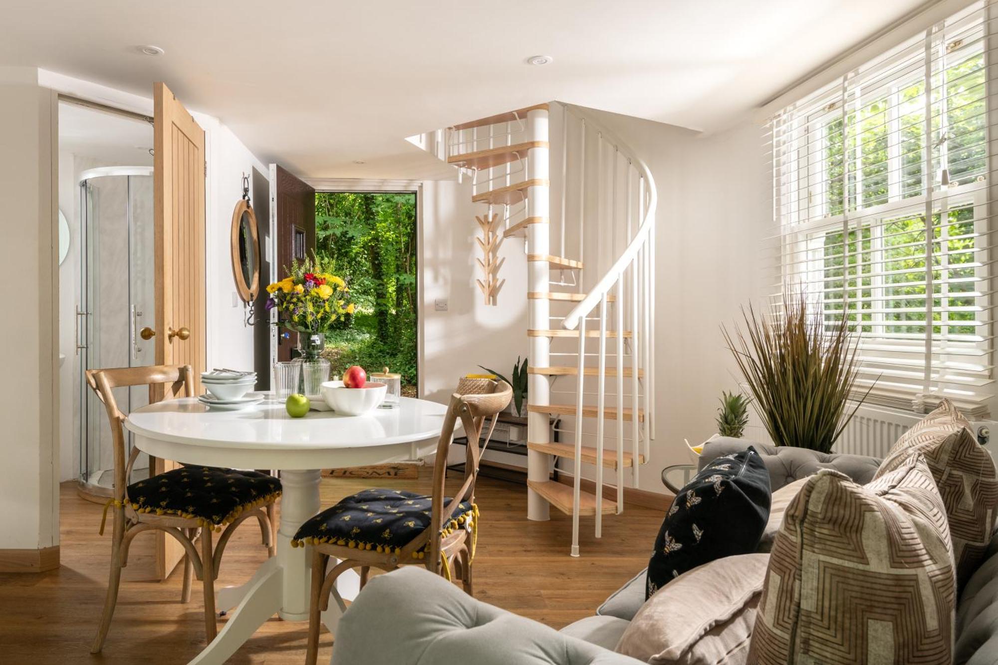 Villa Honeycombe - Treehouse In The Heart Of Dorset à Blandford Forum Extérieur photo